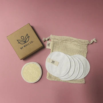 Holiday Glow Girl Cleanser – Full-Size Gentle Cleanser + Reusable Cleansing Pads